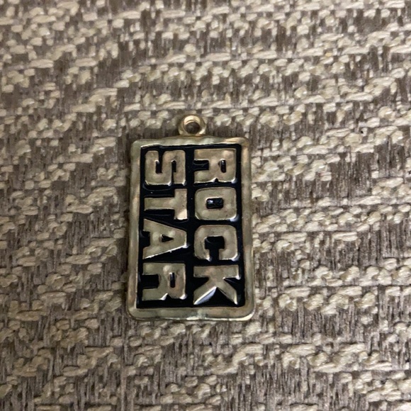 NEW Gold tone Reversible ROCKSTAR PENDANT - Picture 4 of 4